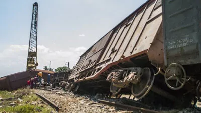 Al menos 18 heridos en el descarrilamiento de un tren en el este de Cuba