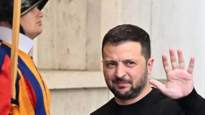 Zelenski asistirá mañana domingo a la misa de inicio de pontificado del papa León XIV