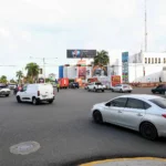 Gobierno anuncia restricciones de giro a la izquierda en más de 25 intersecciones