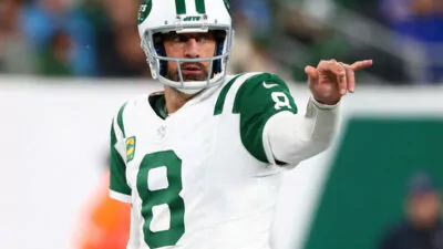 Aaron Rodgers firma contrato con valor de hasta 19.5 millones de dólares con Steelers
