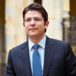 Colombianos realizan una velatón en las regiones por Uribe Turbay y cese de la violencia