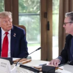 Trump y Starmer firman en el G7 el acuerdo comercial para reducir los aranceles