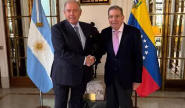 Nueva York podría subir impuestos a los millonarios residentes en el estado
