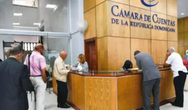 Hombre le dispara a mujer y se pega un tiro en la cabeza en SFM