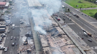 Comerciantes del Merca Santo Domingo claman ayuda al Gobierno tras incendio que dejó pérdidas millonarias