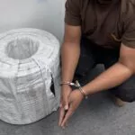 Policía Nacional arresta a hombre por robo de cables eléctricos de Edeeste