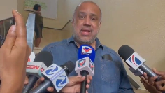 Abogado de Antonio Espaillat cuestiona denuncia de intimidación y afirma que su cliente ha colaborado en todo momento