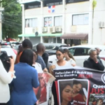 “No queremos impunidad”: Familiares de víctimas del caso Jet Set exigen justicia frente al Palacio de Justicia de Ciudad Nueva