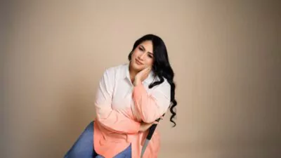 Gloria Ramírez inspira con fe y esperanza en su nuevo tema «Como viento recio»