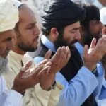 El cristianismo predomina en el mundo, pero crecen el islam y los no creyentes
