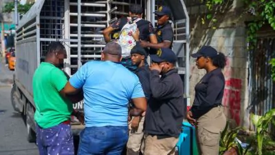 Interdicciones de la DGM siguen firmes, detuvo 2,221 y deportó 1,100 indocumentados