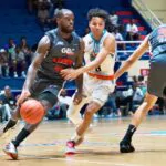 Leones resisten presión y se llevan el triunfo ante Titanes