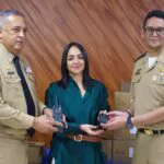 El MIP entrega a la DGM 200 radios y 200 “Bodycams” para fortalecer y transparentar operaciones migratorias