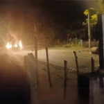 Violenta protesta en Maimón: Queman neumáticos y bloquean tramo carretero