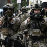 Marines patrullan las calles de Los Ángeles por orden de Trump