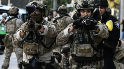 Marines patrullan las calles de Los Ángeles por orden de Trump