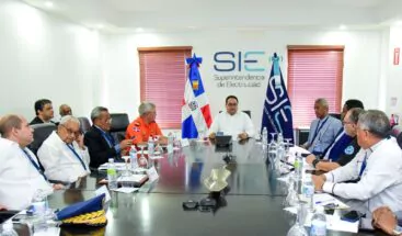 Cesfront y DNCD ocupan 16 libras de marihuana en Pedernales; apresan dos
