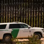 Gobierno Trump retira la lista de jurisdicciones «santuario» de inmigrantes tras críticas