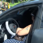 Policía traslada a mujer que se estrelló contra altar en la discoteca Jet Set para realizarle prueba de alcoholimetría