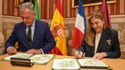 Alcalde de Sevilla considera un orgullo concretar hermanamiento con Santo Domingo