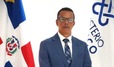 Misión RD aborda en Francia problemática haitiana y fronteriza
