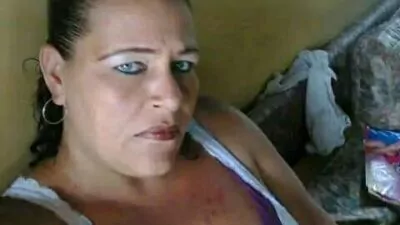 Una mujer con muerte cerebral tras golpiza de su pareja en Santiago