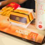 Coca-Cola y McDonald’s celebran 70 años de servirse juntos
