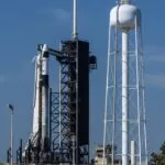 Musk recula y no dará de baja a la cápsula espacial Dragon