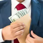 Líderes bancarios alertan sobre evolución del crimen financiero en Latinoamérica