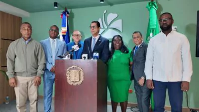 Diputados de la Fuerza del Pueblo denuncian «injerencia feroz» del Poder Ejecutivo