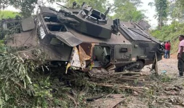 El avión de guardacostas japonés, en situación irregular, ingresa a la pista sin autorización